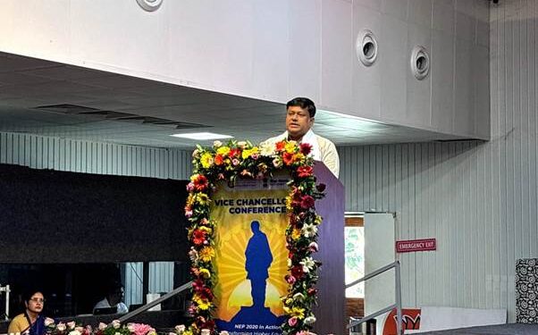 भारत की बौद्धिक नियति के पथप्रदर्शक हैं कुलपति : डॉ. सुकांत मजूमदार