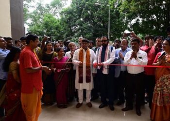 मंत्री प्रतापराव ने कोलकाता के राष्ट्रीय होम्योपैथी संस्थान में स्नातक बालक छात्रावास का किया उद्घाटन