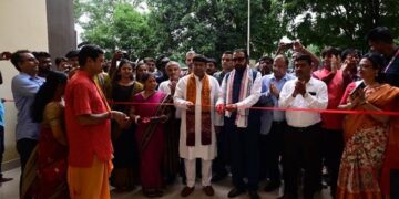 मंत्री प्रतापराव ने कोलकाता के राष्ट्रीय होम्योपैथी संस्थान में स्नातक बालक छात्रावास का किया उद्घाटन