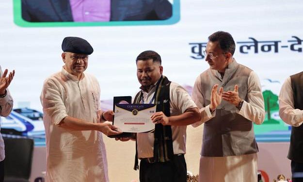 10 लाख नागरिकों को मिलेगा निशुल्क एआई प्रशिक्षण : केंद्रीय मंत्री अश्विनी वैष्णव