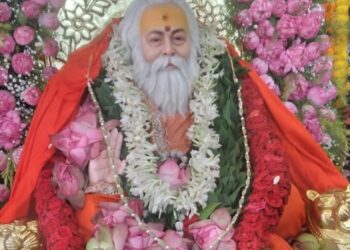 श्‍याम लेक गार्डेन में स्‍वामी स्‍वरूपानंद सरस्‍वती जी महाराज की मूर्त‍ि का हुआ अनावरण    