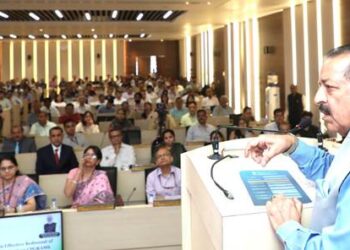 नागरिकों की संतुष्टि सुनिश्चित करने के लिए शिकायत निवारण को निपटान से आगे भी बढ़ाया जाना चाहिए: डॉ. जितेंद्र सिंह