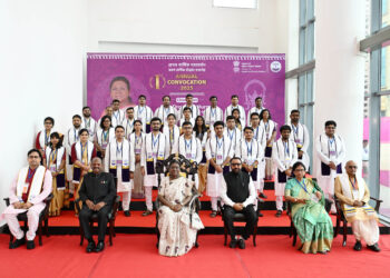 अपने सामाजिक दायित्वों के प्रति सजग डॉक्टरों ने राष्ट्र के विकास में निभाई है महत्वपूर्ण भूमिका : राष्ट्रपति