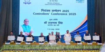 ऑपरेशन सिंदूर के दौरान प्रदर्शित वीरता और घरेलू उपकरणों के प्रदर्शन ने हमारे स्वदेशी उत्पादों की वैश्विक मांग को और बढ़ा दिया है: रक्षा मंत्री