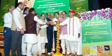 जन औषधि केंद्र के समान ‘फसल औषधि केंद्र’ भी खोलने पर विचार : श्री शिवराज सिंह