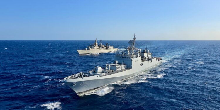 भारतीय नौसेना और ग्रीस की हेलेनिक नौसेना के बीच पहला द्विपक्षीय समुद्री अभ्यास भूमध्य सागर में हुआ संपन्न