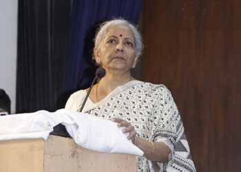 जीएसटी सुधारों से अर्थव्यवस्था में आएंगे दो लाख करोड़ रुपये : सीतारमण