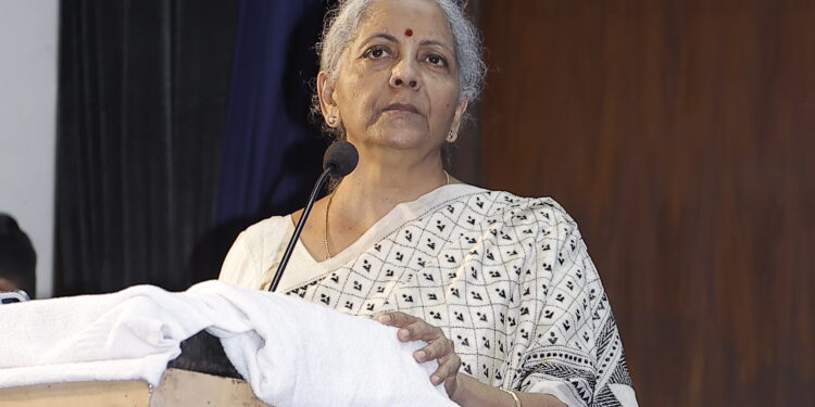 जीएसटी सुधारों से अर्थव्यवस्था में आएंगे दो लाख करोड़ रुपये : सीतारमण