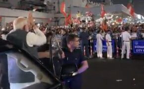 पीएम मोदी पहुंचे कोलकाता, 15 सितंबर को तीन दिवसीय सशस्त्र बल सम्मेलन का करेंगे उद्घाटन