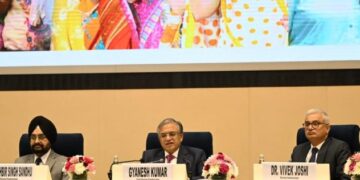 कल से बंगाल समेत 12 राज्यों में मतदाता सूचियों के विशेष गहन पुनरीक्षण (एसाआईआर) का काम होगा शुरू