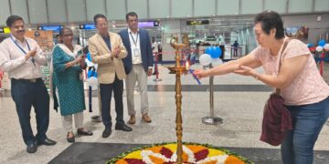KOLKATA-CHINA DIRECT FLIGHT :  कोलकाता-गुआंगज़ौ उड़ान आज से हुई शुरू, प्रत‍िद‍िन बिना रुके होगी संचालित : एनएससीबीआई हवाई अड्डे के निदेशकडॉ. बेउरिया