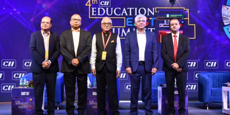 AICTE ने राष्ट्रीय शिक्षा नीति 2020 के कार्यान्वयन को गति देने के लिए उद्योग-अकादमिक क्षेत्र के बीच मज़बूत तालमेल का किया आह्वान