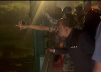 राज्यपाल बोस आज करेंगे मुर्शिदाबाद के सीमावर्ती इलाकों का दौरा, कल क‍िया था हकीमपुर सीमा चौकी का दौरा