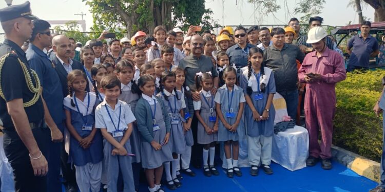 हमारा गांव, हमारा गवर्नर : राज्‍यपाल बोस ने ‘जलतरंग’ प्रोग्राम में लिया हिस्सा और नज़ीरगंज गांव, संकरैल और बजबज का किया दौरा