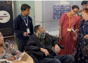 नागरिक उड्डयन मंत्रालय की निदेशक आईएएस तन्वी सुंद्रियाल ने कोलकाता हवाई अड्डे पर स्थिति की समीक्षा की