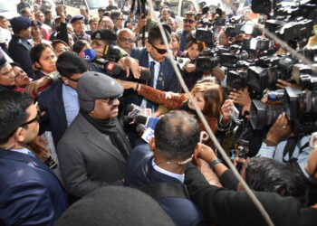 बंगाल की जनता के लिए करता रहूंगा काम, धमकियों से नहीं डरूंगा : राज्यपाल