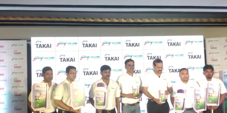 गोदरेज एग्रोवेट ने किसानों को सशक्त बनाने और बंगाल की कृषि अर्थव्यवस्था को मजबूत करने के उद्देश्य से ‘टकाई’ नामक नया मल्टी-क्रॉप कीटनाशक लॉन्च किया