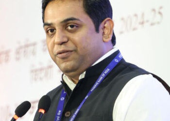 INR के इंटरनेशनलाइज़ेशन से स्टेबिलिटी मिलेगी और आउटरीच बढ़ेगी: RBI अधिकारी