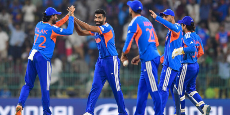 भारत ने पाक‍िस्‍तान पर 61 रन की एकतरफा जीत के साथ सुपर आठ चरण के लिए किया क्वालीफाई