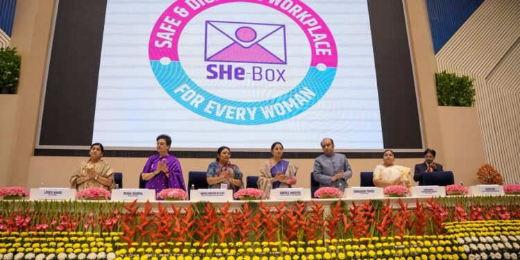 महिला एवं बाल विकास मंत्रालय ने कार्यस्थल पर महिलाओं की सुरक्षा पर राष्ट्रीय सम्मेलन (शी-बॉक्स) का किया आयोजन