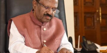 पश्‍च‍िम बंगाल के राज्‍यपाल डॉ सीवी आनंद बोस ने 3.5 साल बाद द‍िया इस्तीफा : लोक भवन अधिकारी