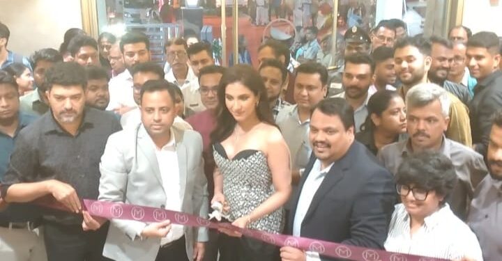 मलाबार गोल्ड एंड डायमंड्स ने पश्चिम बंगाल में तीन नए शोरूम के साथ अपनी उपस्थिति मजबूत की