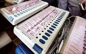 ईवीएम को लेकर गलत सूचना फैलाने के आरोप में गार्गा चटर्जी गिरफ्तार