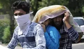 बंगाल में गर्मी का कहर, 31 मई तक बढ़ाई गयी सरकारी स्कूलों की छुट्टियां