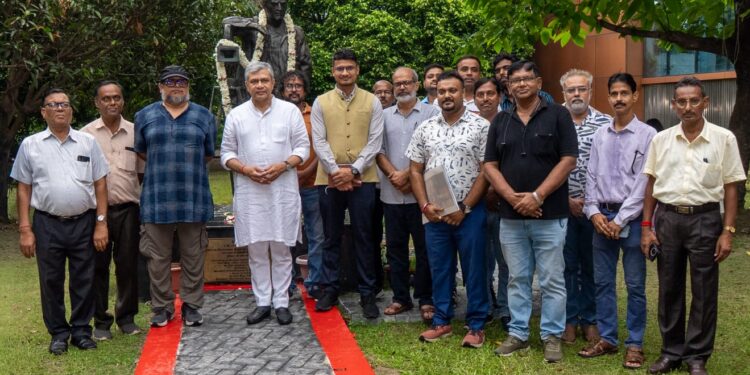 कोलकाता मेट्रो के लिए अगले पांच वर्ष में नयी पीढ़ी की 60 ट्रेन की जाएंगी शुरू : रेल मंत्री