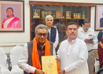 पश्‍च‍िम बंगाल में भाजपा सरकार ने ₹4,38,775.29 करोड़ का पेश क‍िया पहला पूर्णांग बजट